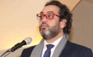 BB252122-3B20-4E0A-A44B-CB459D7B183D