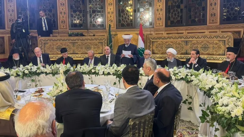 الحريري شارك في إفطار دار الفتوى وانتقل بسيارة واحدة مع بري إلى عين التينة وعقدا اجتماعا تناول المستجدات