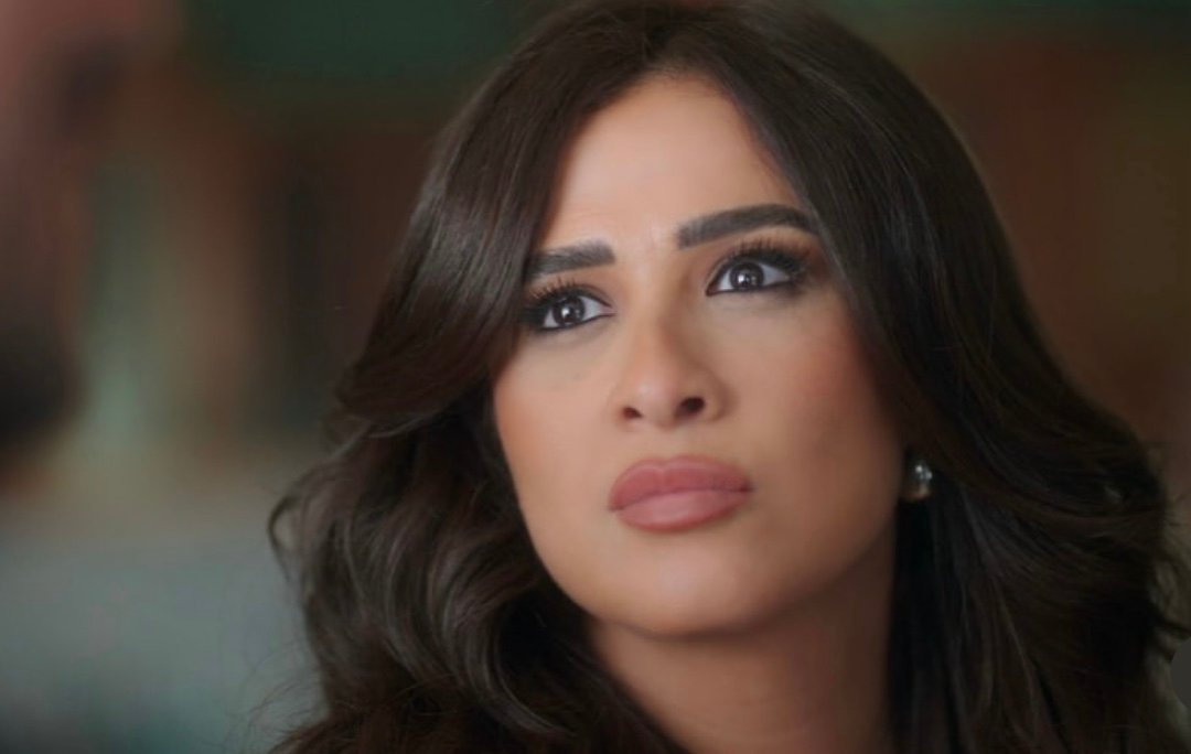 ياسمين عبد العزيز: «لم أخضع لأي عمليات تجميل»