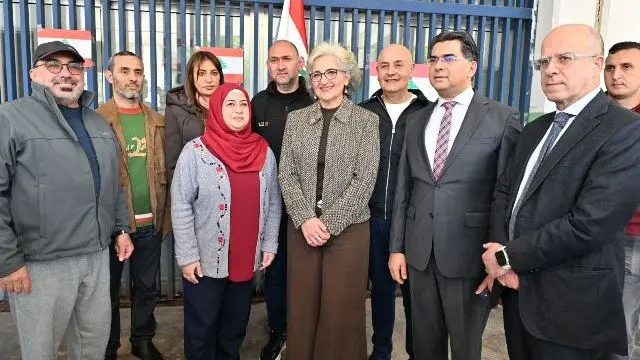 وزراء التربية والاعلام والتنمية جالوا في مركزي إيواء ببيروت وأكدوا تعزيز التنسيق الحكومي واستمرار التعليم
