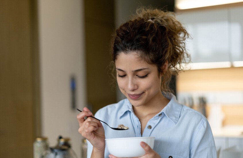 دراسة تحذر من نوع من الأطعمة يهدد صحة عظامك ويزيد من خطر الكسور