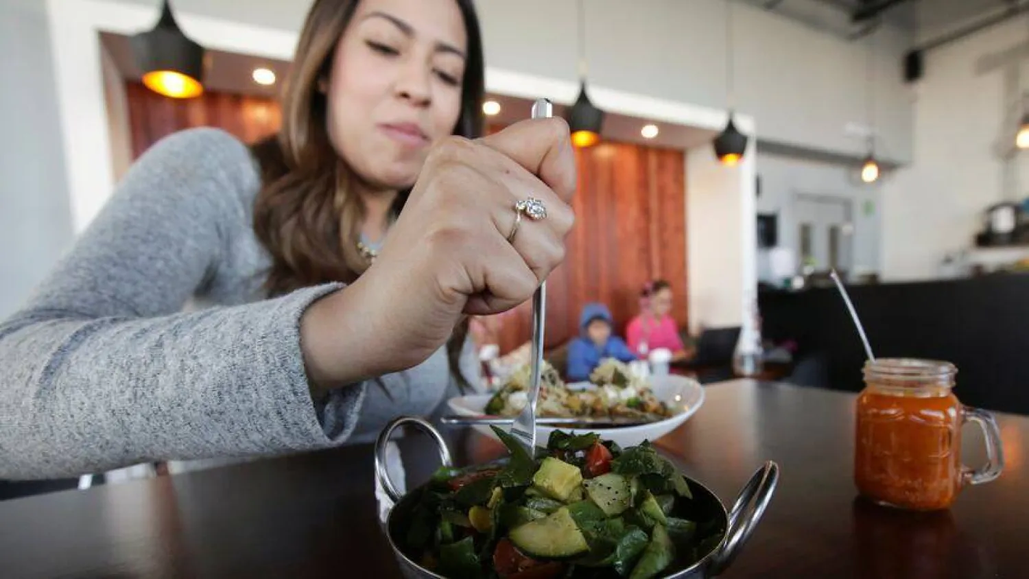 تناول نفس الوجبات يومياً قد يساعدك على فقدان الوزن