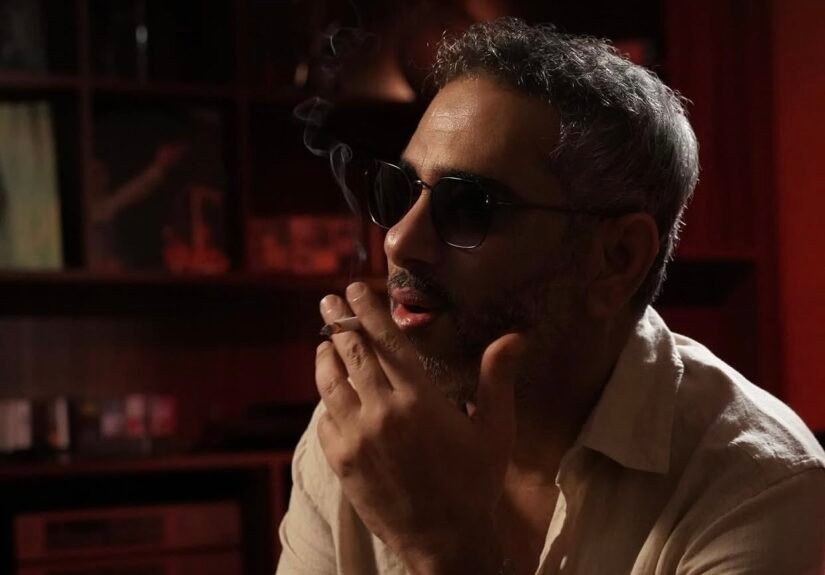 كيف يقضي فضل شاكر أيامه داخل “السجن”؟