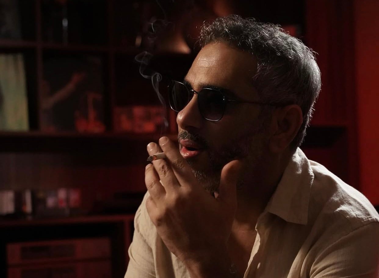 كيف يقضي فضل شاكر أيامه داخل “السجن”؟