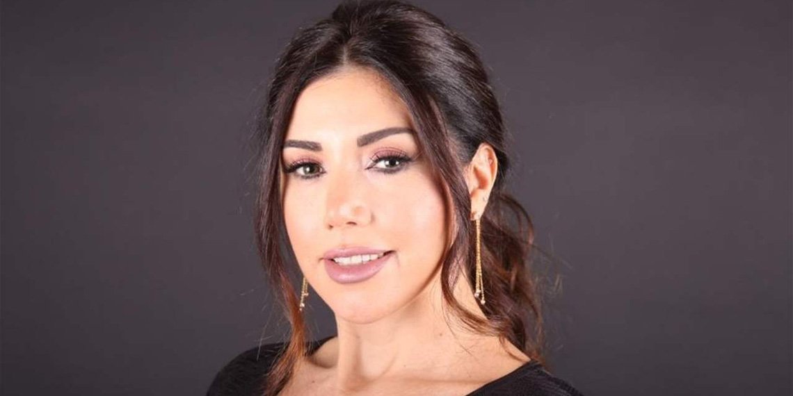 لورا خليل تــهدد وتلجأ الى القضاء بعد الهجوم عليها بسبب رسالتها الى افيخاي ادرعي