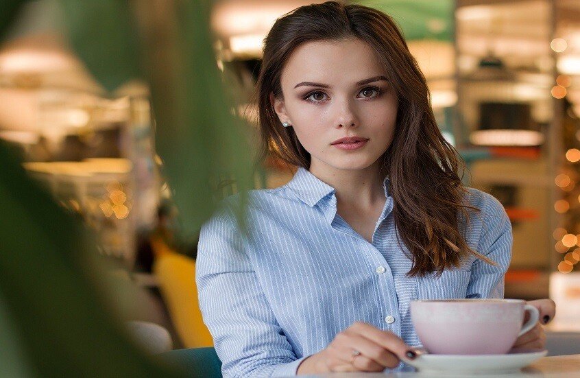 النساء يتفوقن على الرجال في تذكر الوجوه والتفاصيل العاطفية!.. السبب؟