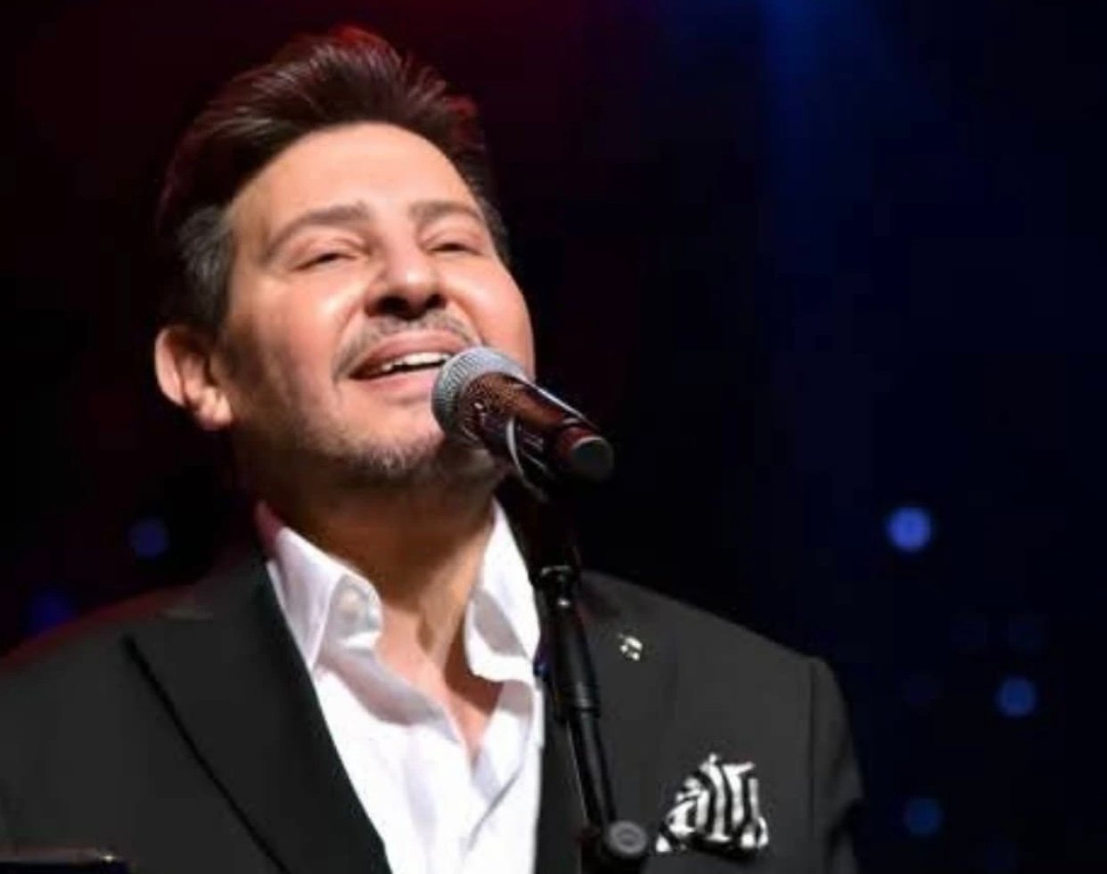 «قلبه توقف».. تفاصيل خطيرة عن حالة هاني شاكر الصحية